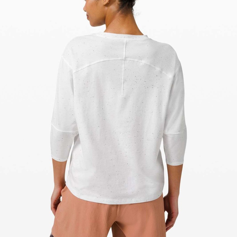 Lululemon | LA 3/4 Oversized Sleeve Crewneck Shirt in Confetti Black White - Picture 2 of 5